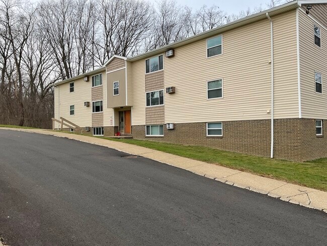Valley View Apartments in Wooster, OH - Foto de edificio - Building Photo