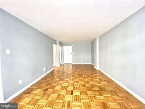 940 25th St NW in Washington, DC - Building Photo - Building Photo