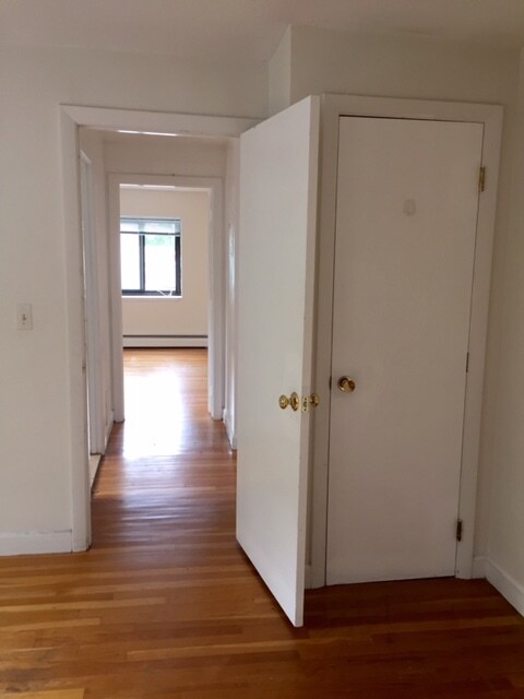 36 Dighton St, Unit 10 in Boston, MA - Building Photo - Building Photo