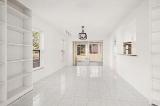 3954 Sailmaker Ln in Holiday, FL - Building Photo - Building Photo