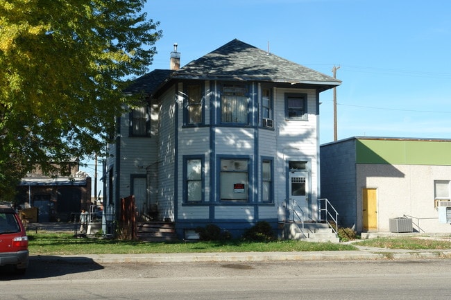 10 S 9th St in Payette, ID - Foto de edificio - Building Photo