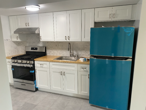 71 Halley St-Unit -Basement in Yonkers, NY - Building Photo - Building Photo