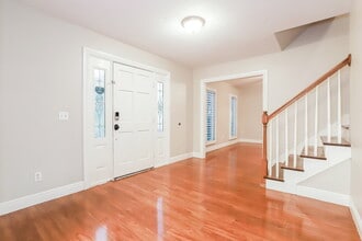 2430 Arborwood Dr in Valrico, FL - Building Photo - Building Photo