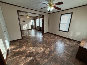 621 Springfield St in Chicopee, MA - Building Photo - Building Photo