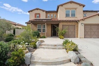 1243 Mc Geary Rd in Escondido, CA - Building Photo - Building Photo