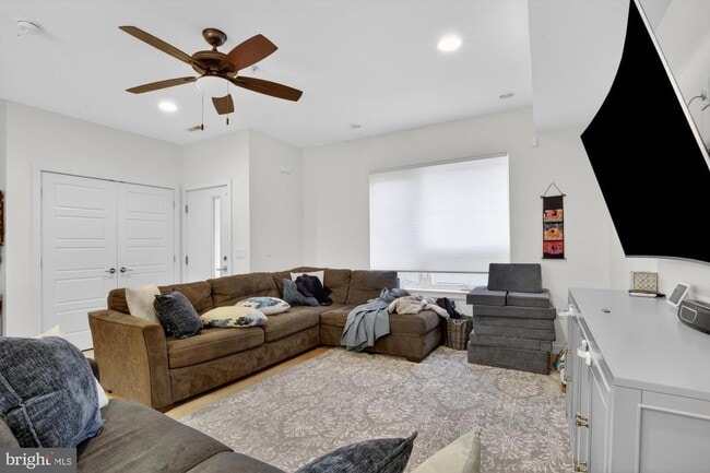 property at 1504 Earl St