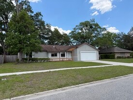 8418 Bottlebrush Ct in Jacksonville, FL - Building Photo