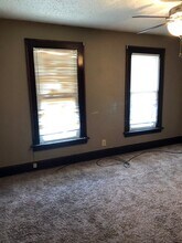 1906 10th St in Moline, IL - Building Photo - Building Photo