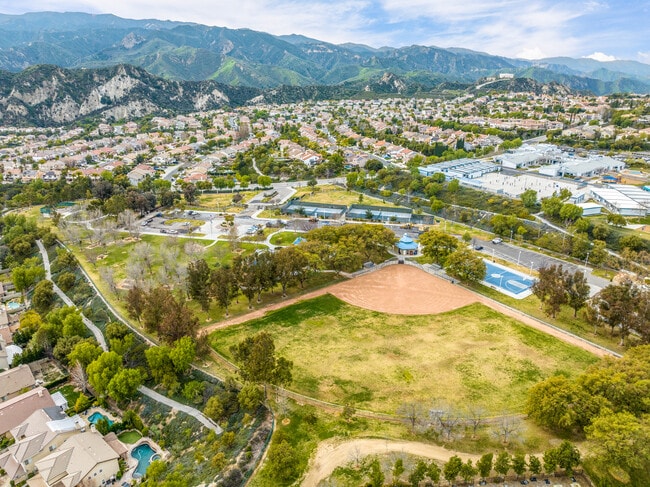Apartamentos Alquiler en Stevenson Ranch, CA
