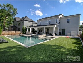 501 Greystone Rd in Charlotte, NC - Building Photo - Building Photo
