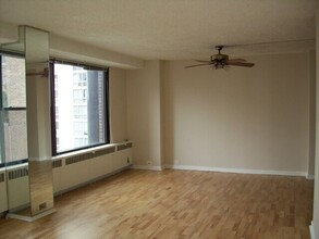 1540 N State Pky, Unit 012A in Chicago, IL - Building Photo - Building Photo