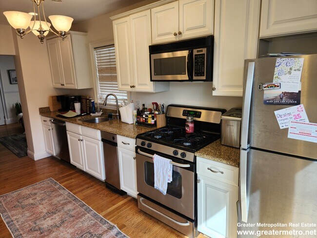 661 E 6th St in Boston, MA - Building Photo - Building Photo