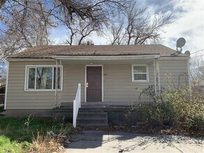2420 E 3300 S in Salt Lake City, UT - Building Photo - Building Photo