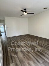 382 Acacia Ave in Carlsbad, CA - Building Photo - Building Photo