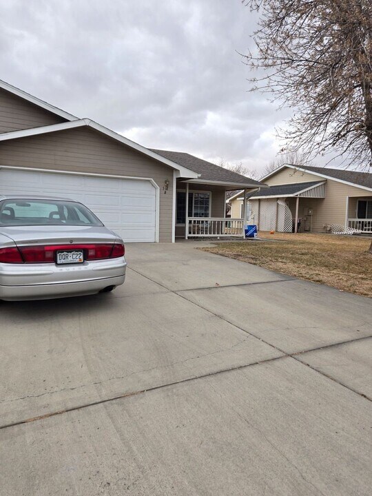 517-518 29 3/8 Rd in Grand Junction, CO - Foto de edificio