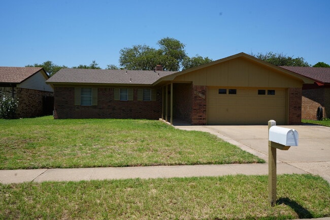 8310 Geneva Ave