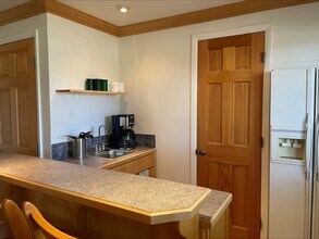 627 S Bitteroot Dr, Unit Daylight Basement in Boise, ID - Foto de edificio - Building Photo