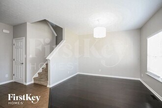 958 Kempson Ct in Westfield, IN - Foto de edificio - Building Photo