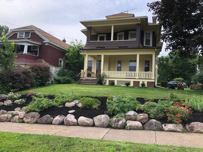 402 Broad St, Unit 2