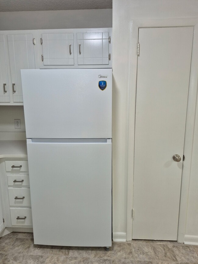 146 Colemont Dr in Antioch, TN - Building Photo - Building Photo