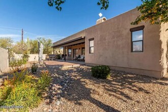 11569 Kelly Rae Pl in Tucson, AZ - Building Photo - Building Photo