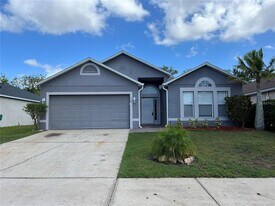 522 Grand Royal Cir in Winter Garden, FL - Building Photo