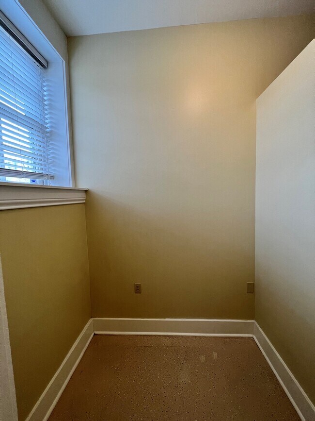 715 Sherman St, Unit 17 in Little Rock, AR - Building Photo - Building Photo