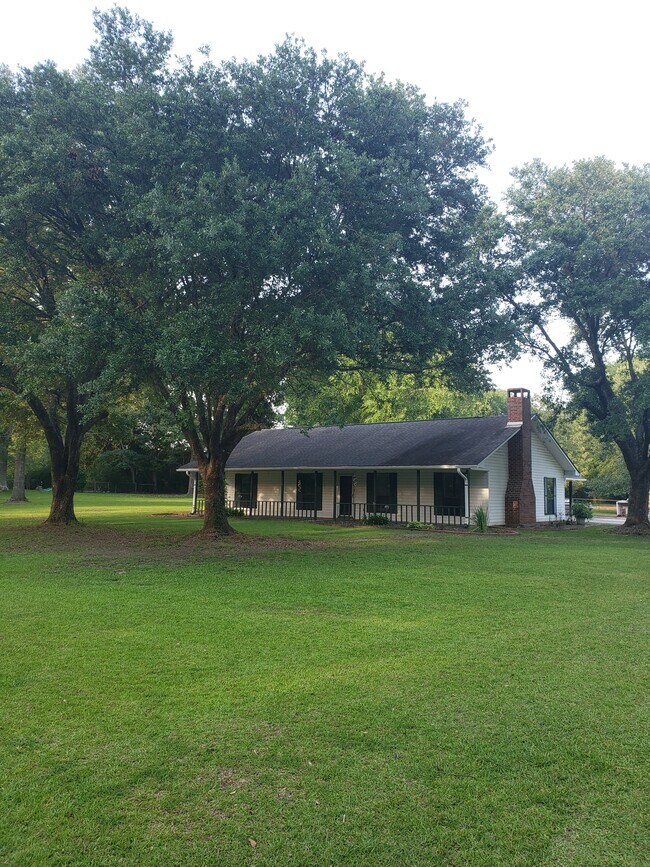 4489 BAILEY RD. Rentals in Leesville, LA