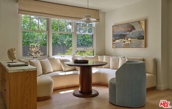 8673 Hollywood Blvd in Los Angeles, CA - Building Photo - Building Photo