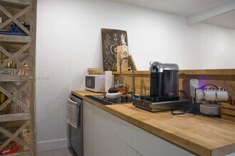 8281 SW 205th St in Cutler Bay, FL - Building Photo - Building Photo