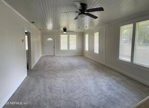 37445 Orange St in Hilliard, FL - Building Photo - Building Photo