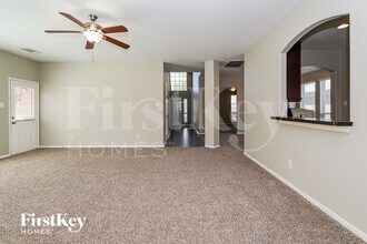 4162 Wells Mark Dr in Humble, TX - Foto de edificio - Building Photo