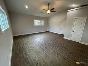 541 Buck Trail in Canyon Lake, TX - Building Photo - Building Photo