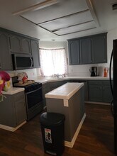 5412 Summer Villa Dr in Bakersfield, CA - Building Photo - Building Photo