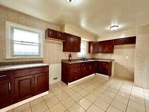 6401 Granton Ave in North Bergen, NJ - Building Photo - Building Photo