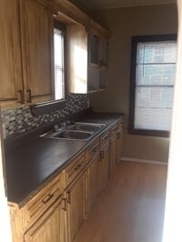 604 W King Ave photo'