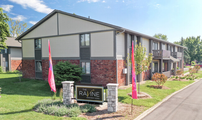 The Ravine Apartment Homes