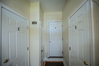 813 N Market St, Unit B in Frederick, MD - Building Photo - Building Photo