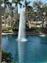 800 N Tamiami Trl in Sarasota, FL - Building Photo