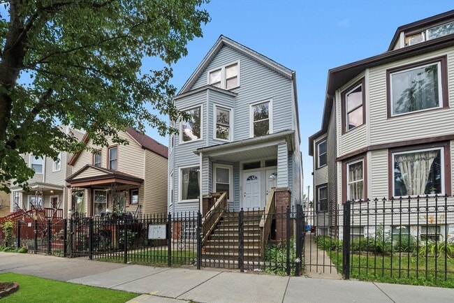 property at 2418 N Lawndale Ave