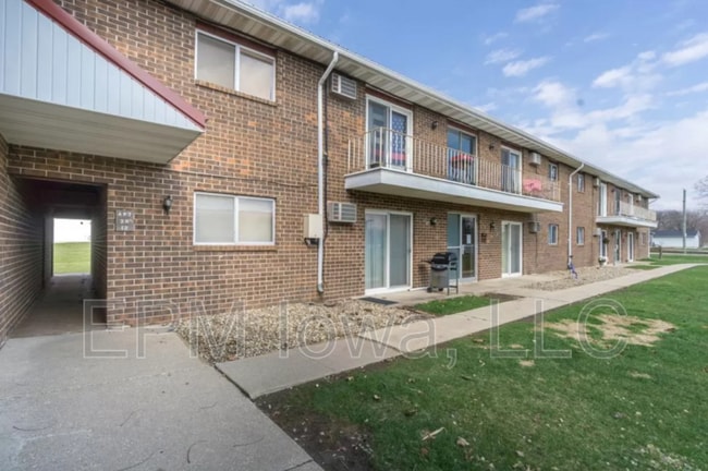 property at 101 16th Ave NW