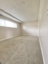 11540 Sandy Creek Dr in Sandy, UT - Building Photo - Building Photo