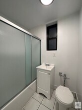 2 Bedroom unit in Turtle Bay in New York, NY - Building Photo - Building Photo