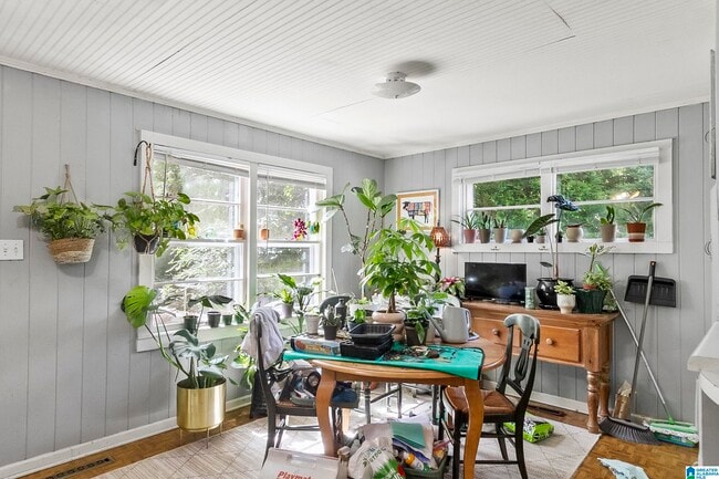 property at 2710 12th Ave E