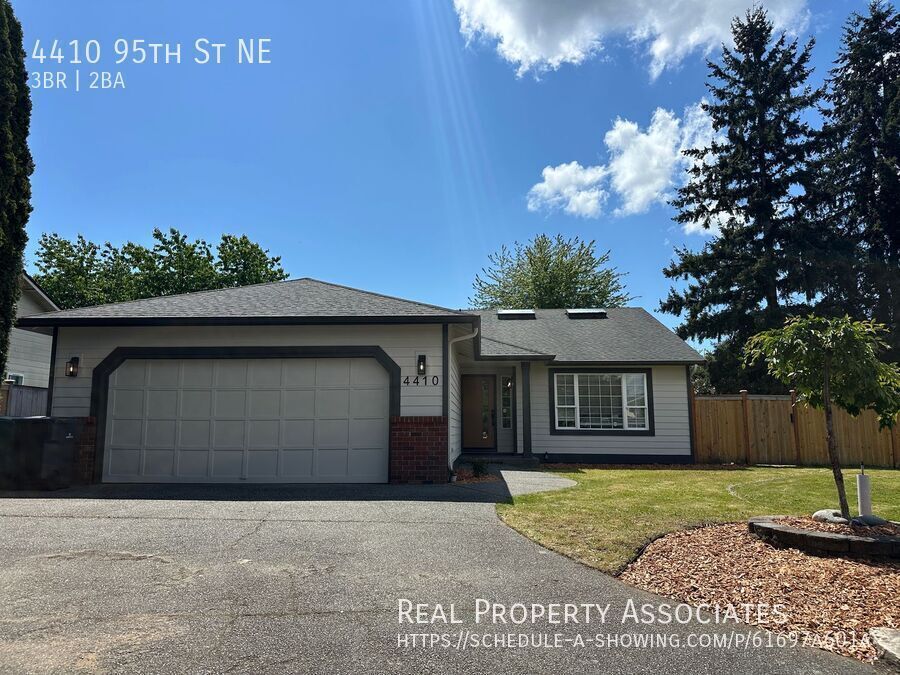 4410 95th St NE in Marysville, WA - Building Photo