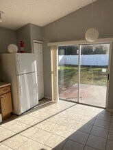 5940 Lake Front Dr in Wesley Chapel, FL - Building Photo - Building Photo