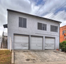 2103 S Harcourt Ave in Los Angeles, CA - Building Photo - Building Photo