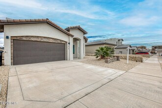 916 Betton Pl in El Paso, TX - Building Photo - Building Photo