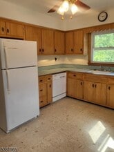 125 Jerome Ave in South Bound Brook, NJ - Building Photo - Building Photo