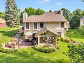 14325 44th Ave N in Minneapolis, MN - Building Photo - Building Photo